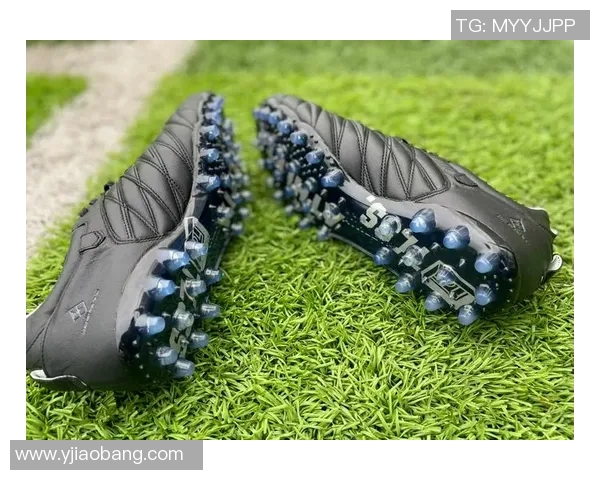 球星足球鞋印背后隐藏的故事与技术揭秘